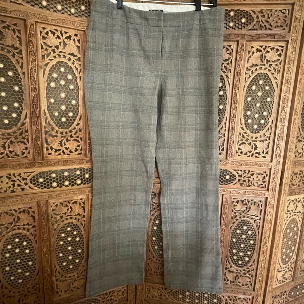 TAHARI Size 10 plaid pants